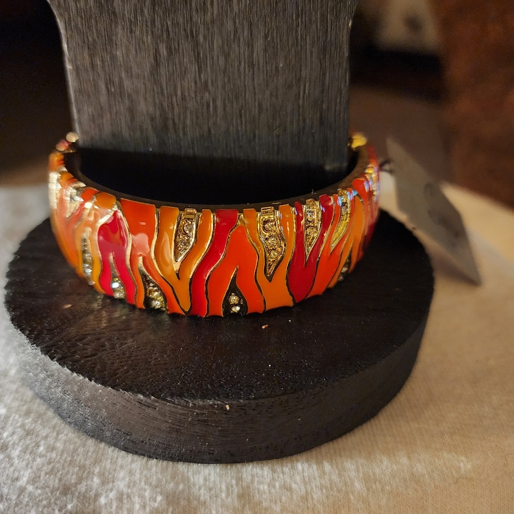 STUNNING Sequin™ Red & Orange Enamel Flame Hinged Bangle Bracelet